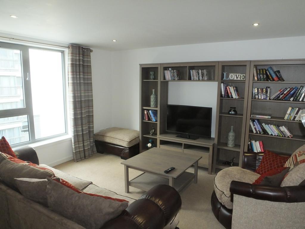Riverside Apartment *