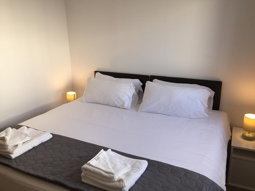 Riverside Apartment Edinburgh