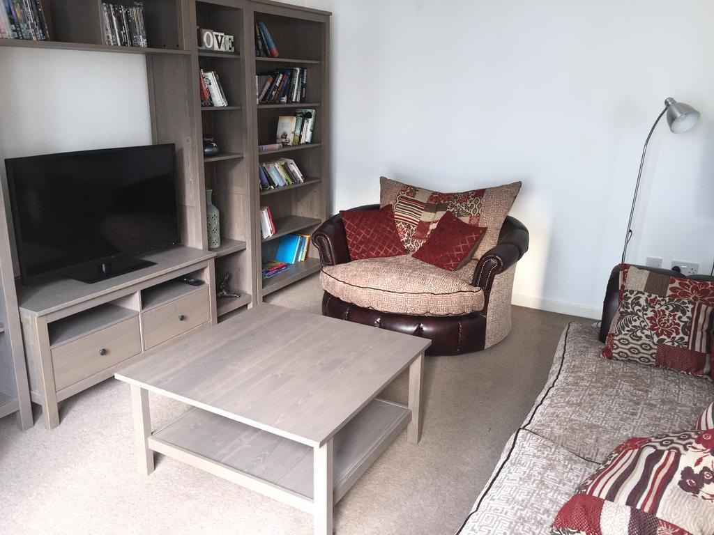 Riverside Apartment Edinburgh