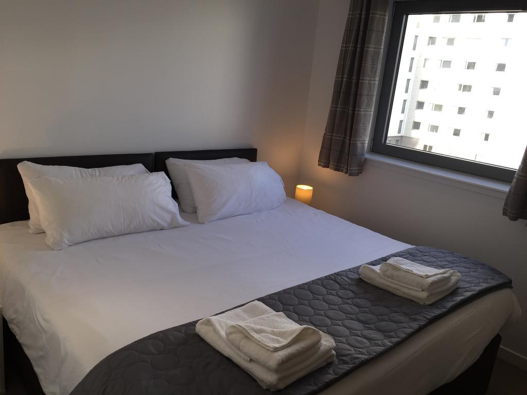 Riverside Apartment *