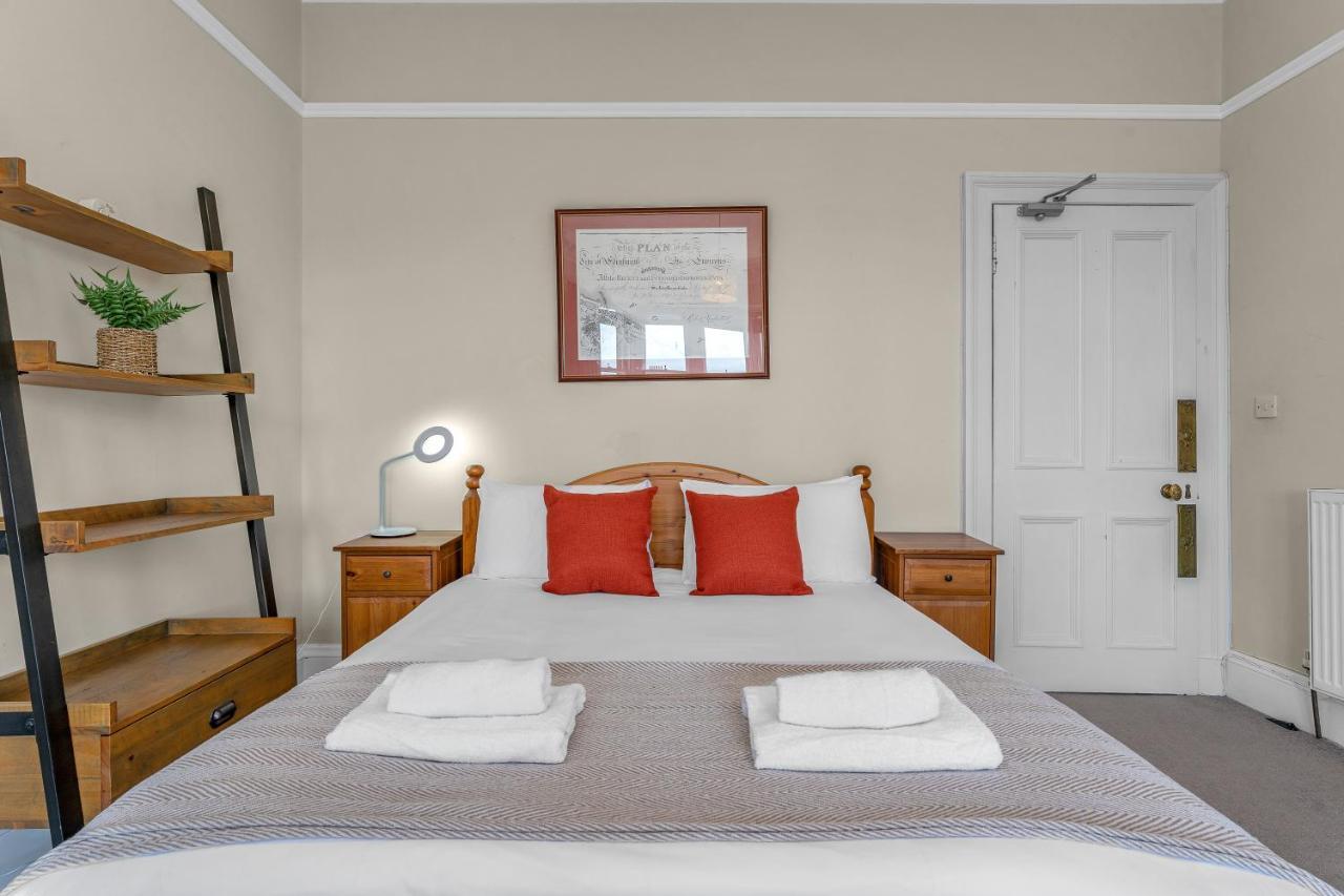 Marchmont Traditional Apartment Edinburgh