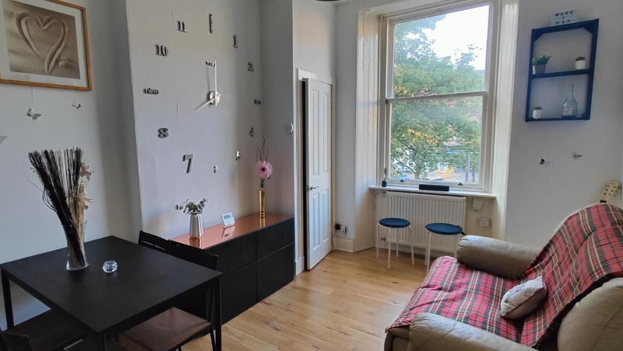 The Butterfly Apartment, Apartment EDI