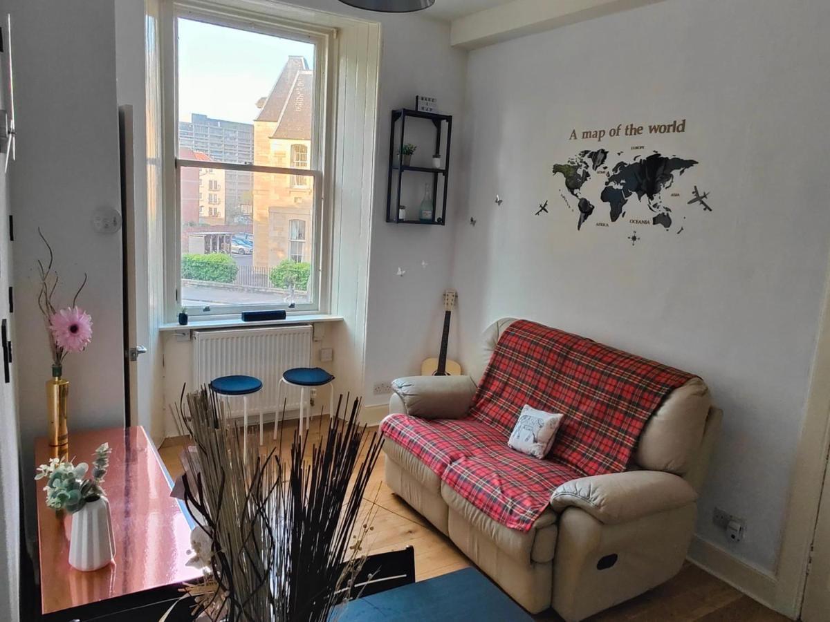 The Butterfly Apartment, * EDI