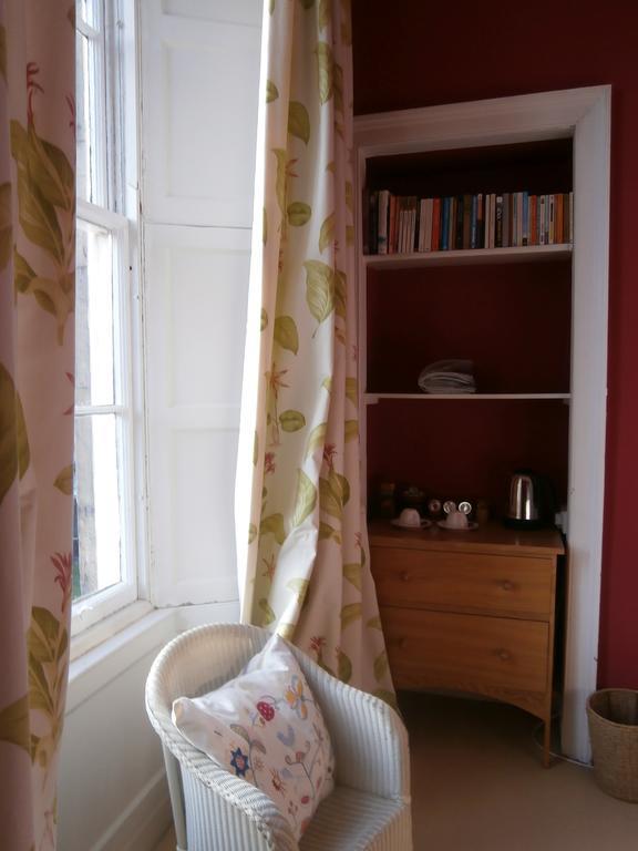 Bed & Breakfast Winter Cherry