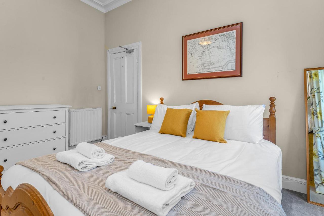 Marchmont Traditional Apartment Edinburgh