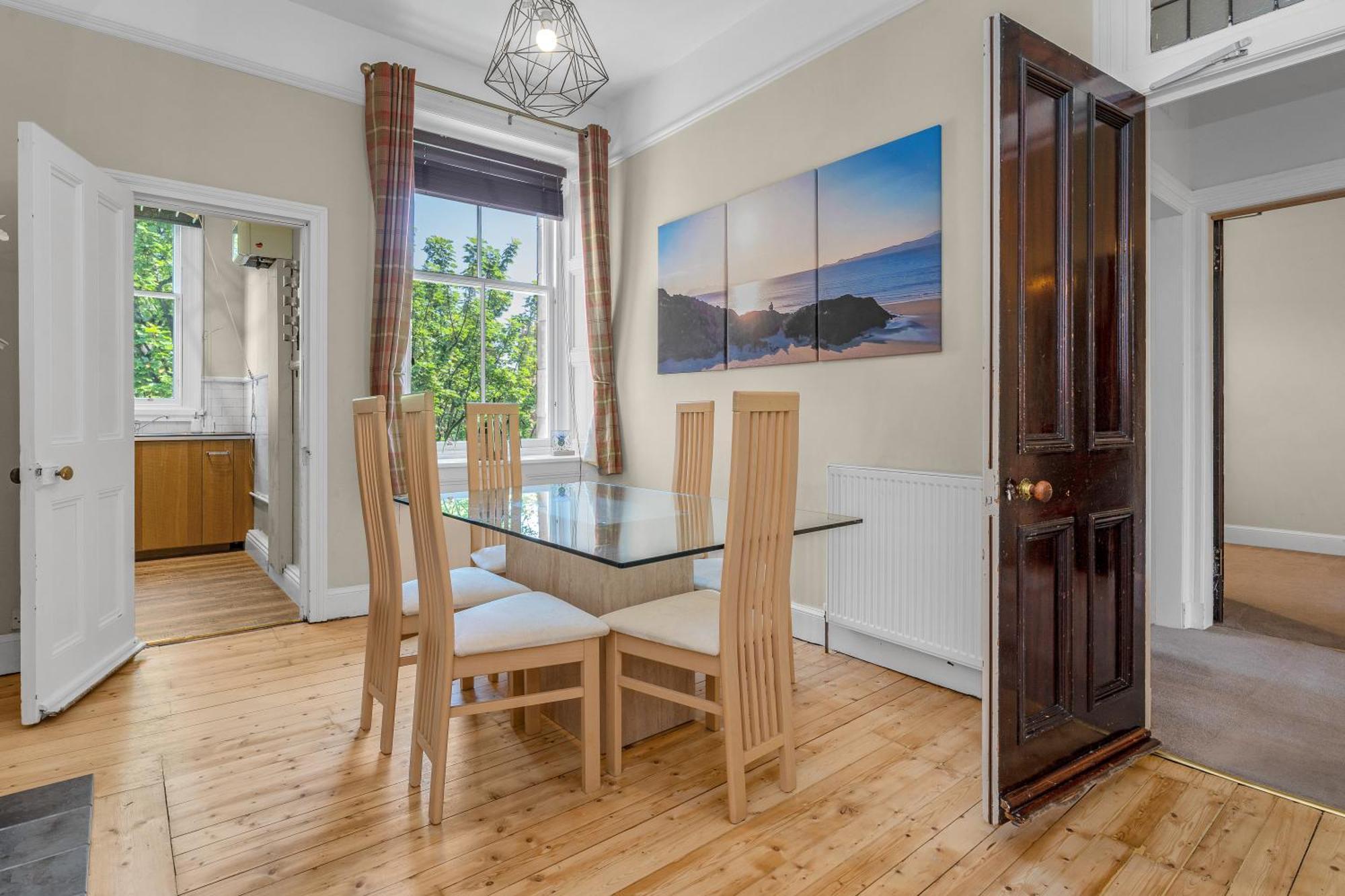 Marchmont Traditional * Edinburgh