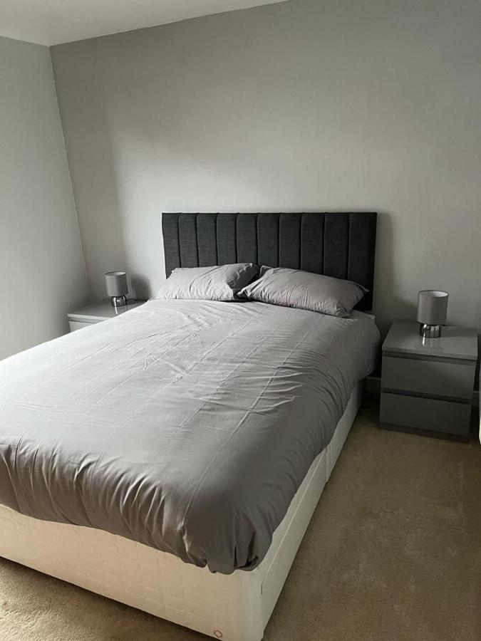 Ferry Gait Apartment
