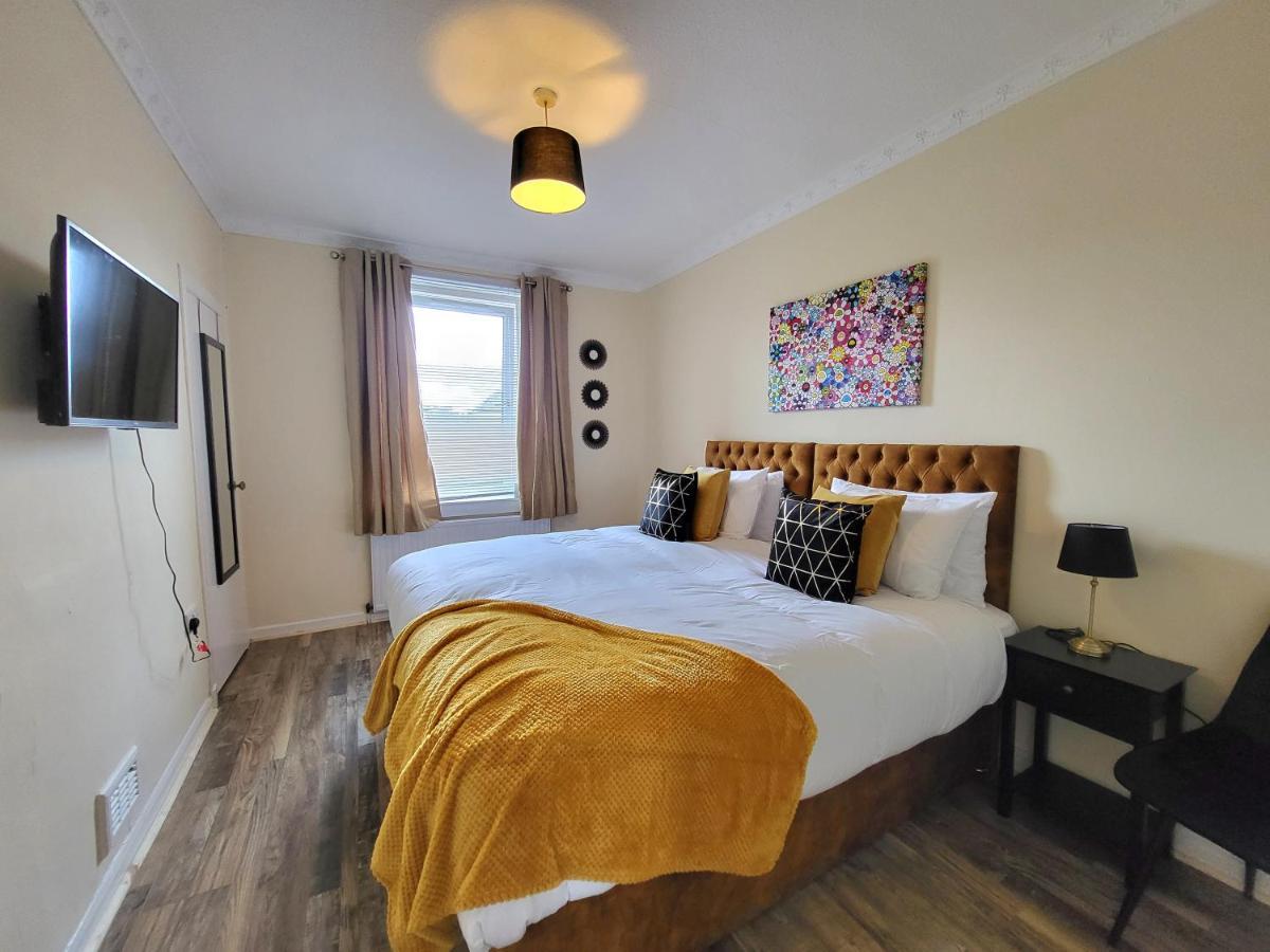 Apartment Sensational Apartments- Ferry Road *