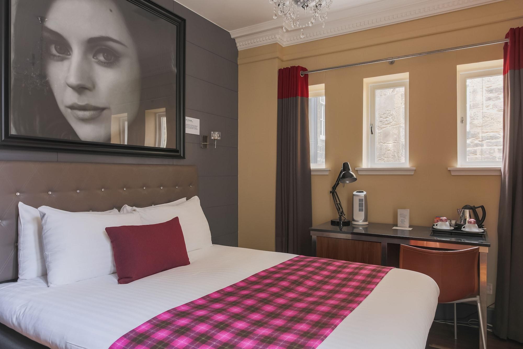 Angels Share Hotel