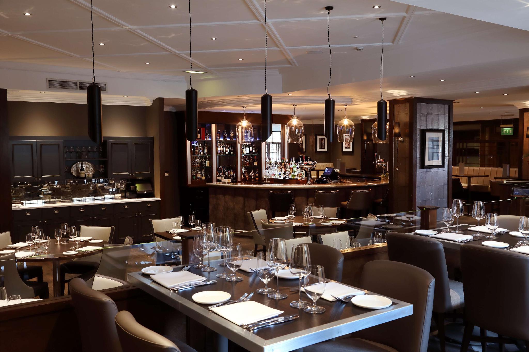 Marriott Holyrood Hotel 4*