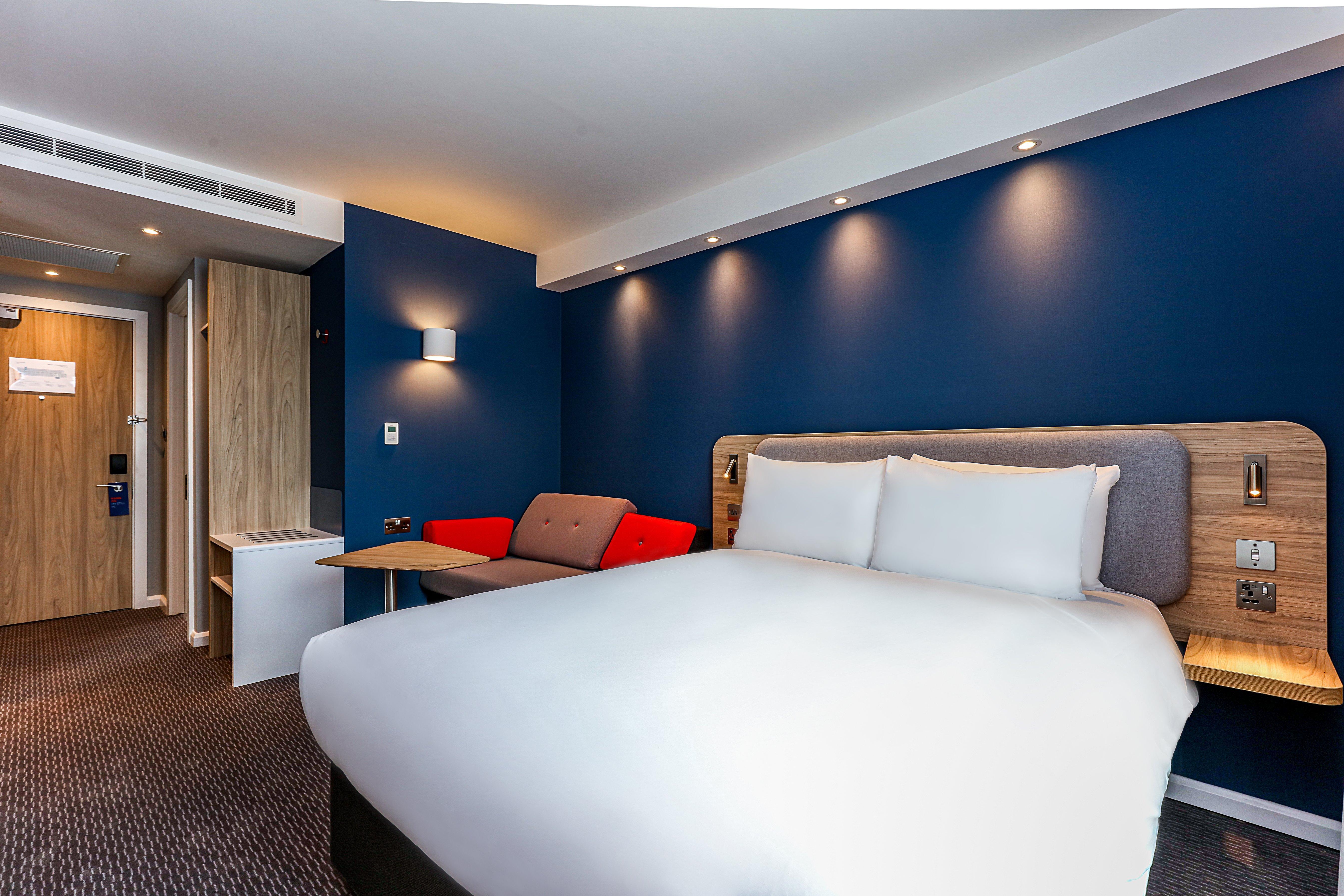Hotel Express West By Ihg