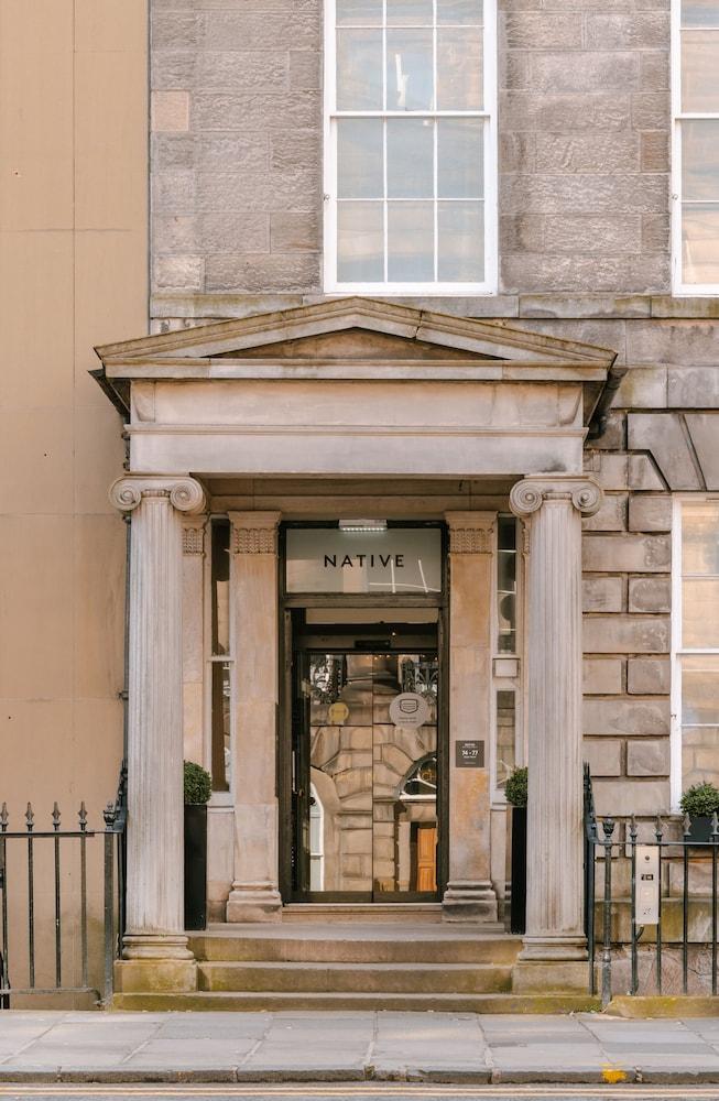 Aparthotel Heeton Concept Queen Street 4*