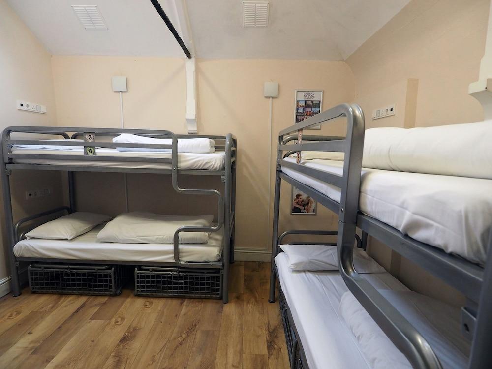 Hotel St Christophers 2*