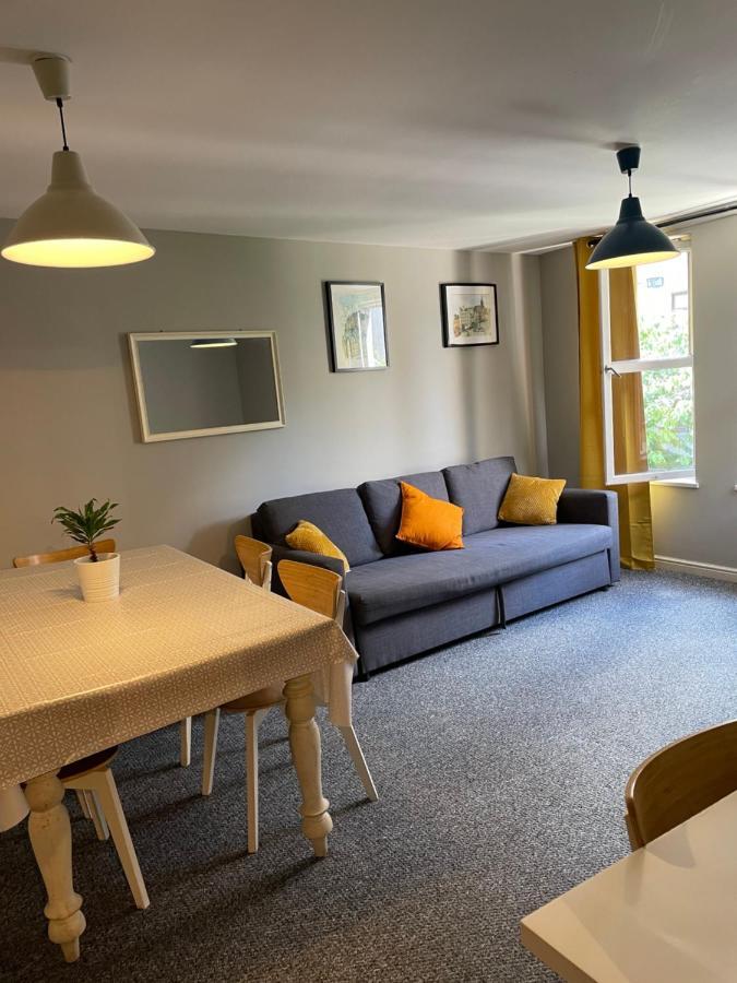 Central, Fully Equipped Flat W/parking, Leith, *