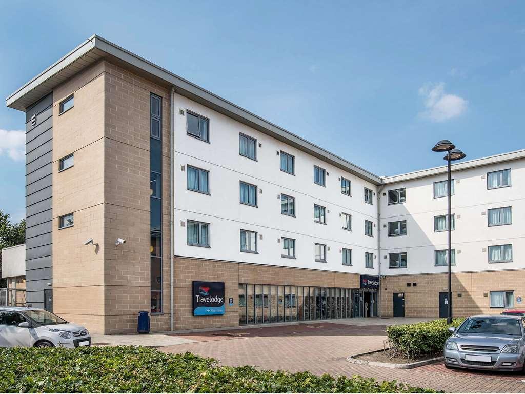 Hotel Travelodge Airport 2*