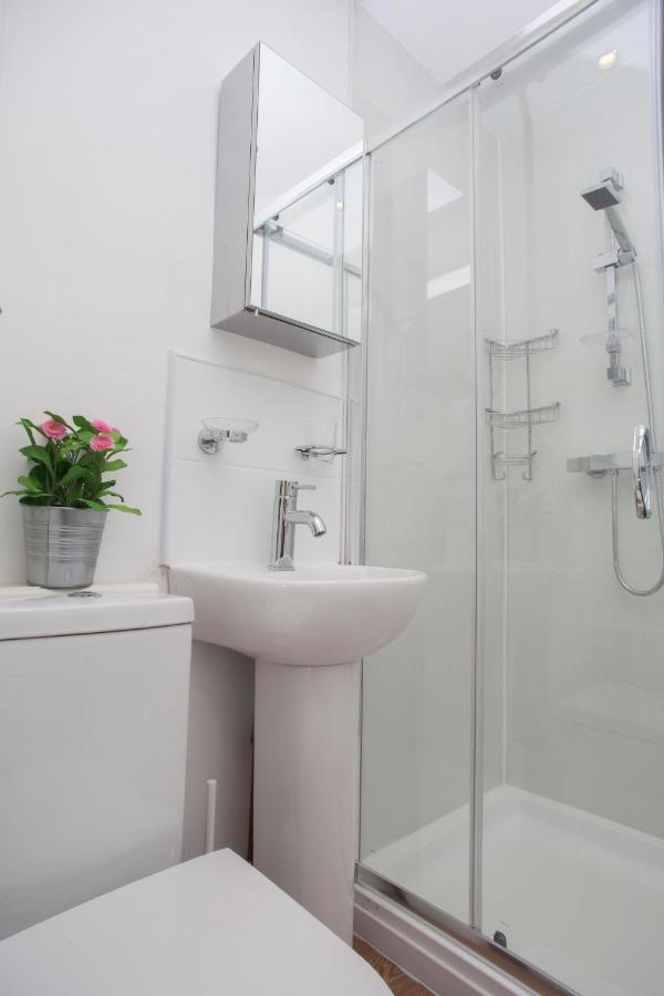 My Meadows, Centre Apartment, Sunny&spacious Apartment EDI