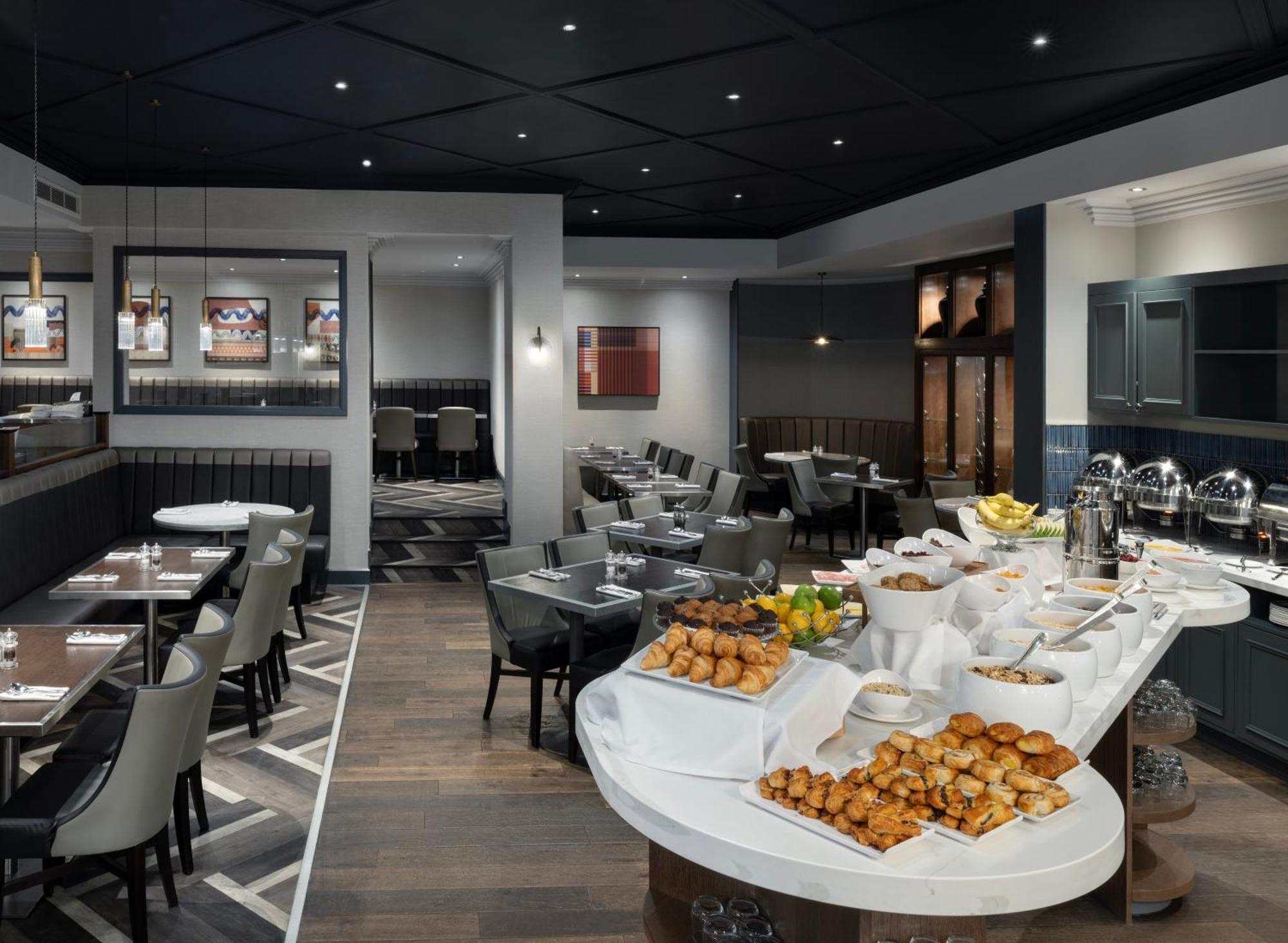 Marriott Holyrood 4* Edinburgh