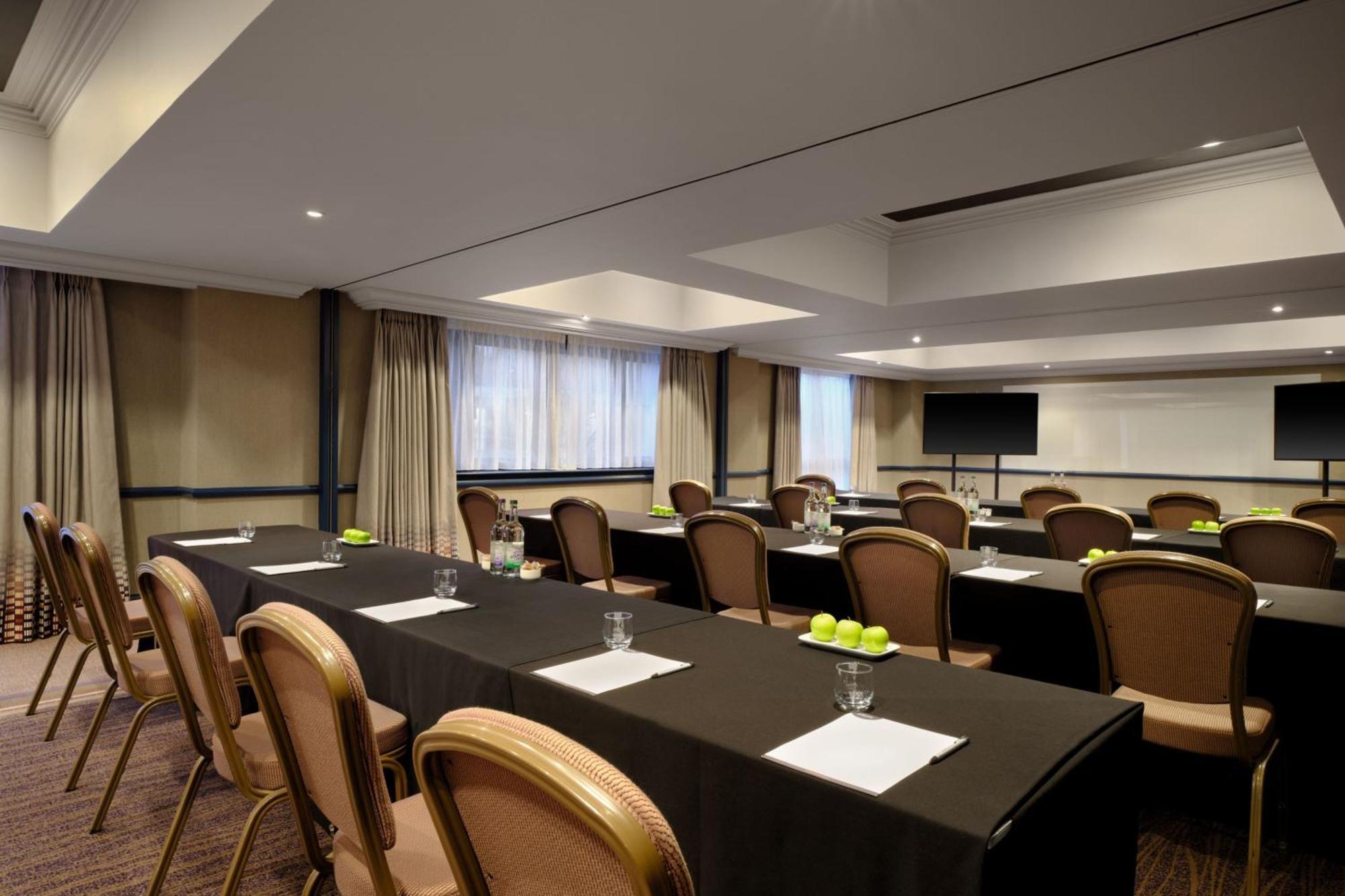 Marriott Holyrood 4* Edinburgh