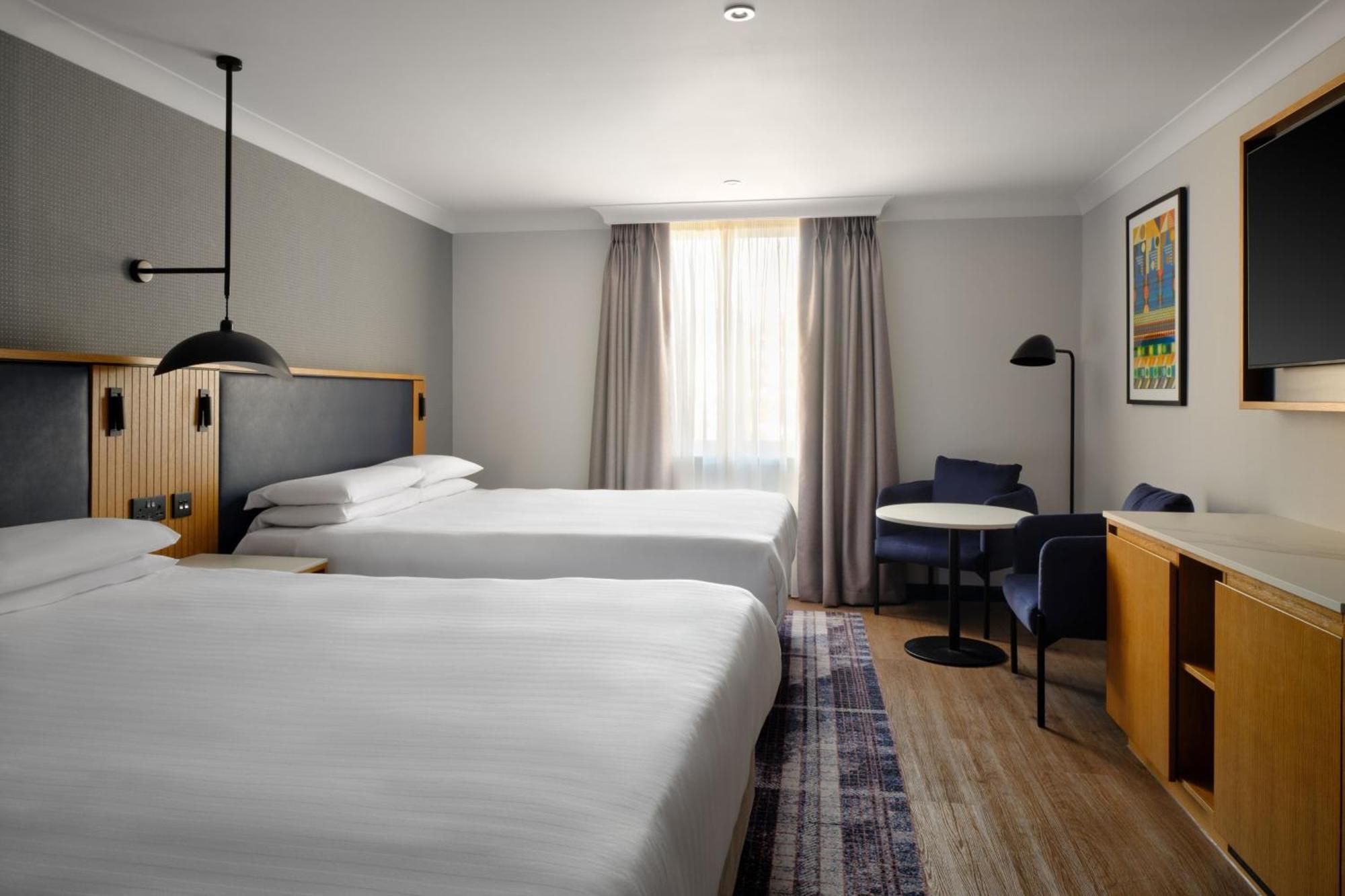 Marriott Holyrood Hotel 4*