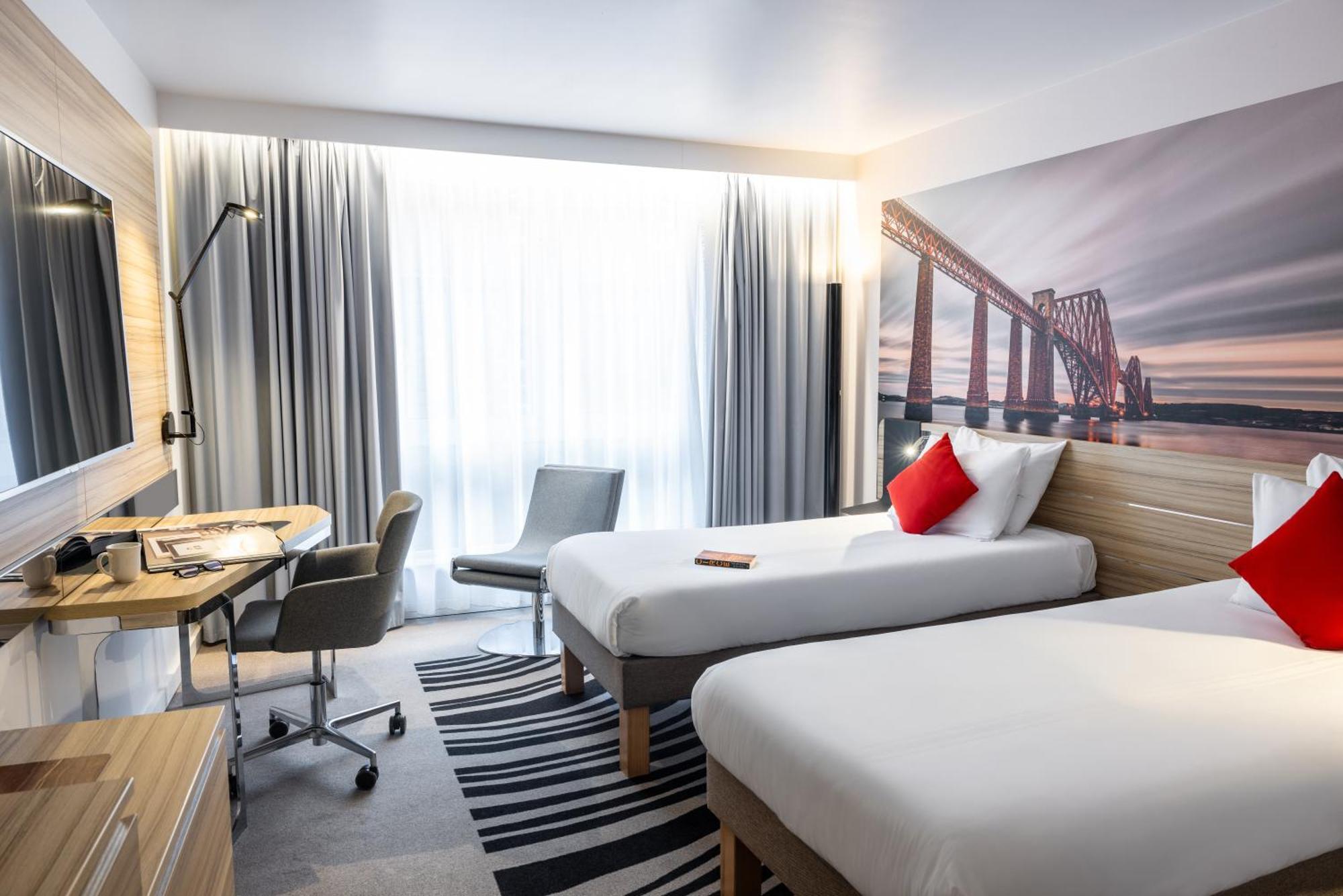 Novotel Centre Hotel