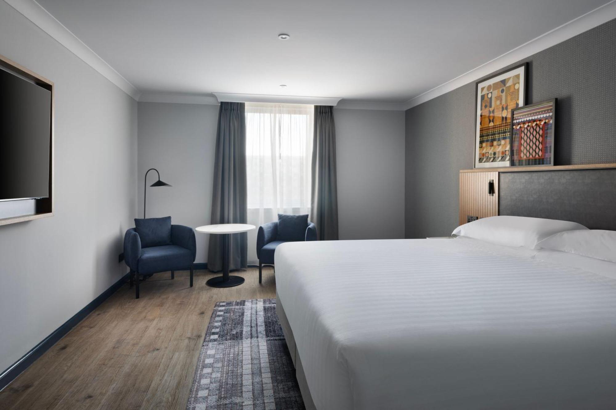 Hotel Marriott Holyrood 4*