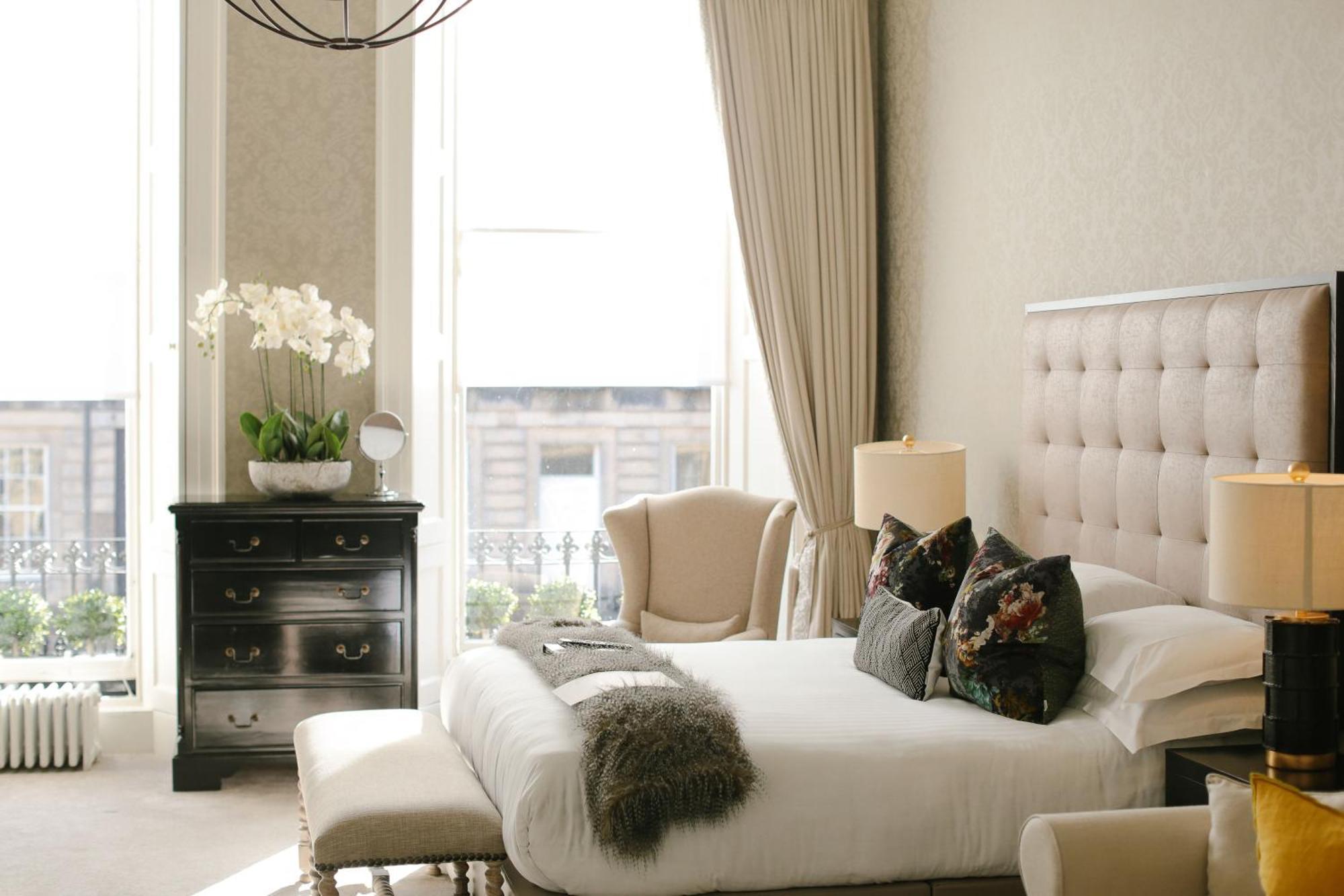 Nira Caledonia 4* EDI