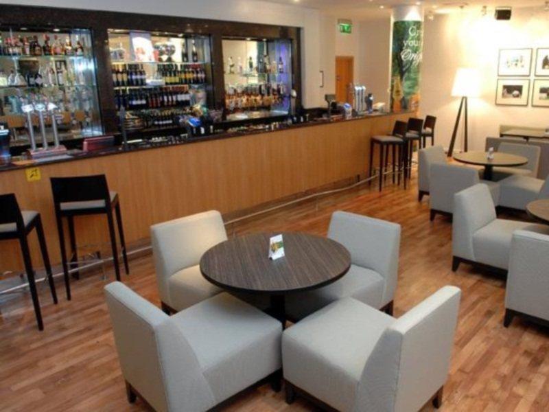 Express West By Ihg 3* Edinburgh