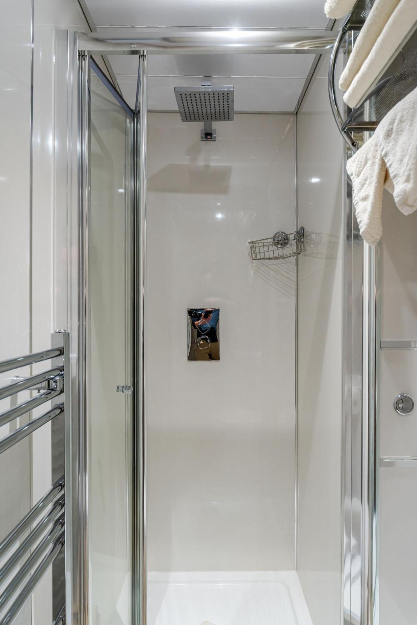 Guest house Sherwood 4*