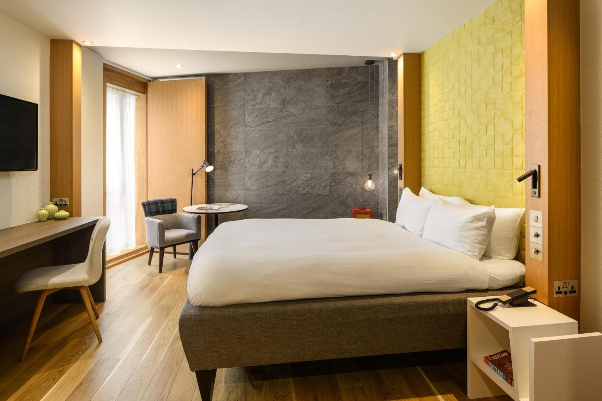 Market Street 4*
