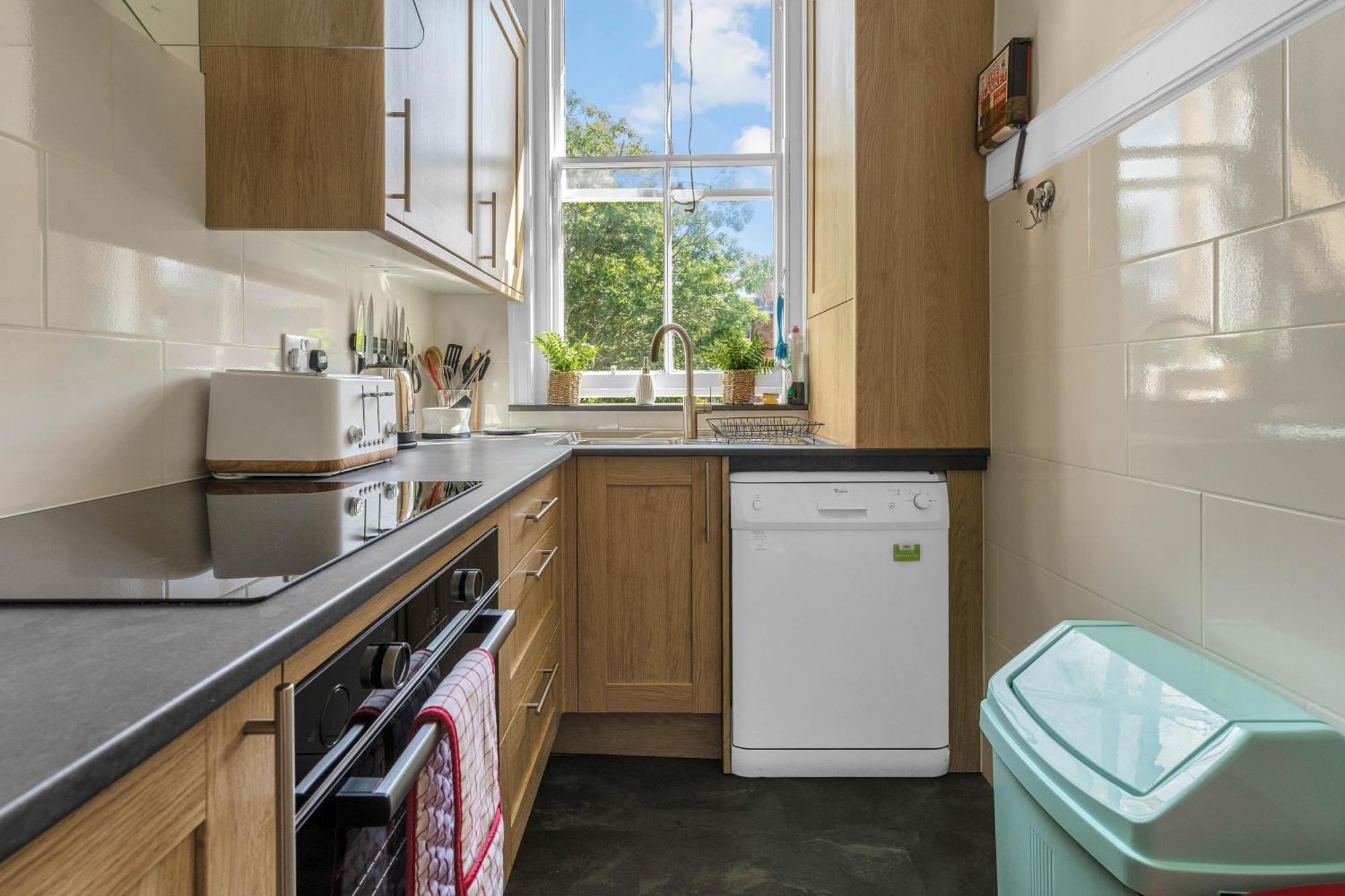 Marchmont Traditional