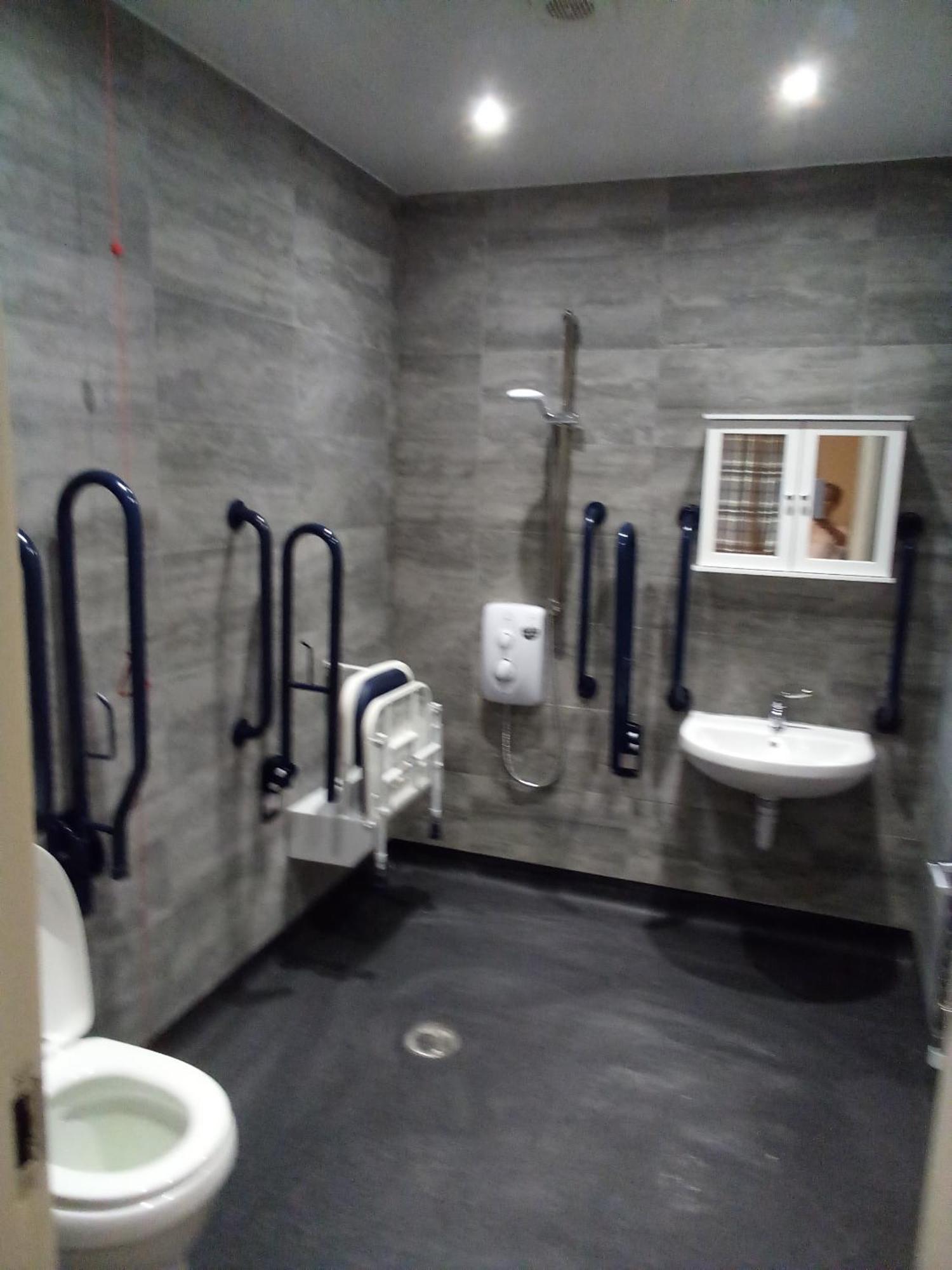 Ardmillan Hotel 2*