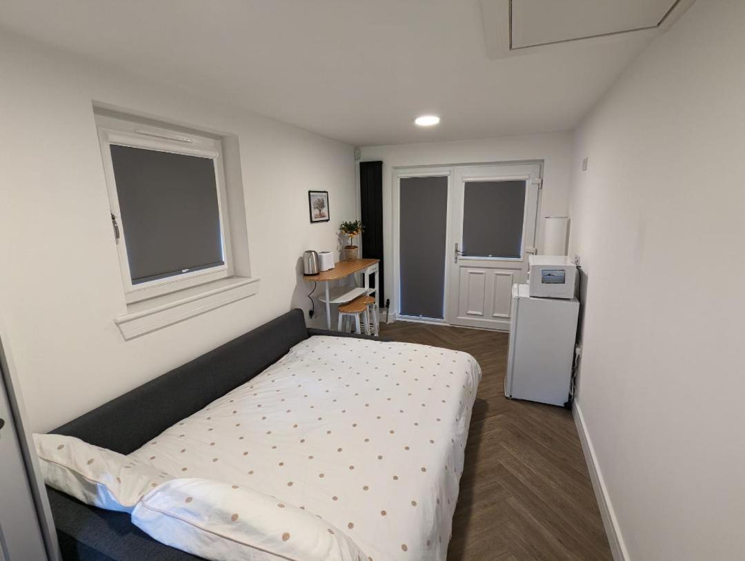 Privatunterkunft En-suite Double With Private Entrance *