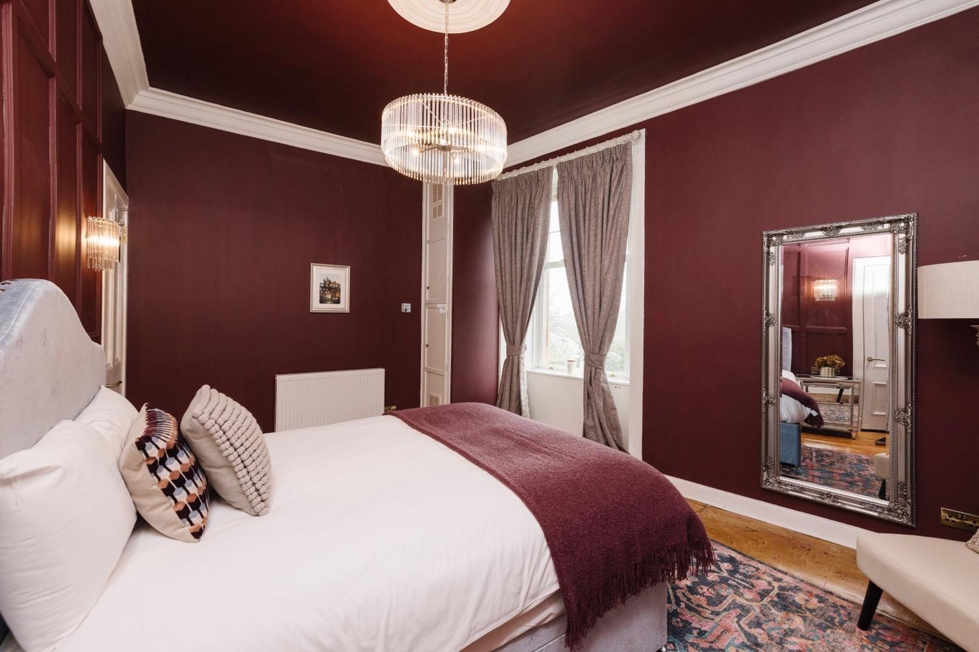 Apartment Joivy Stylish Flat Near Calton Hill Edinburgh