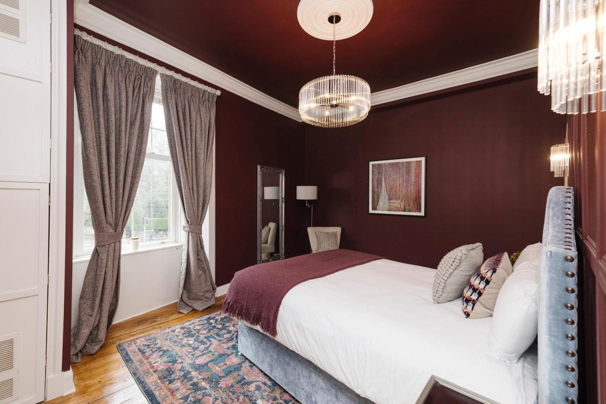 Apartment Joivy Stylish Flat Near Calton Hill Edinburgh