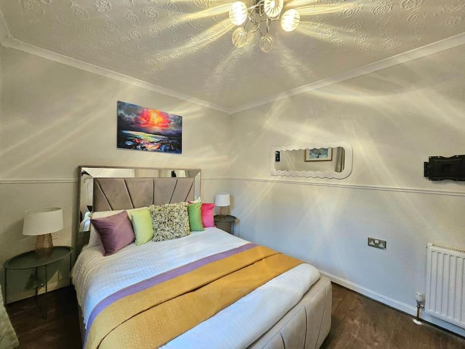 Craigietinny Road Apartment- 3 Beds Edinburgh