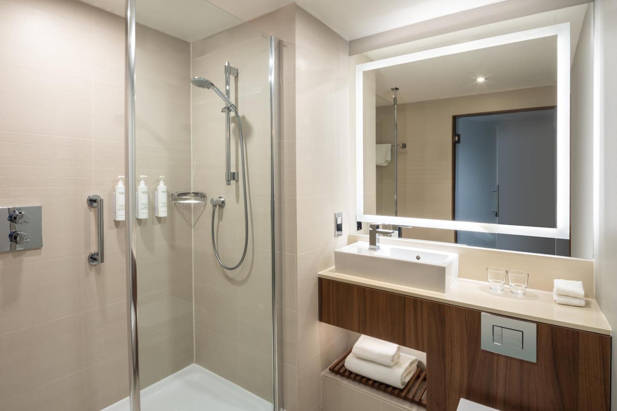 Courtyard By Marriott Hotel 4*