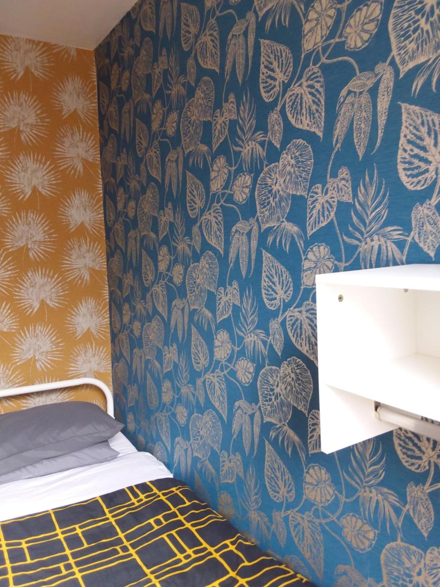 Ivy- Braveheart Guest house Edinburgh