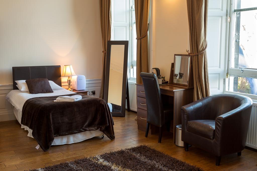 Queens 4* Edinburgh