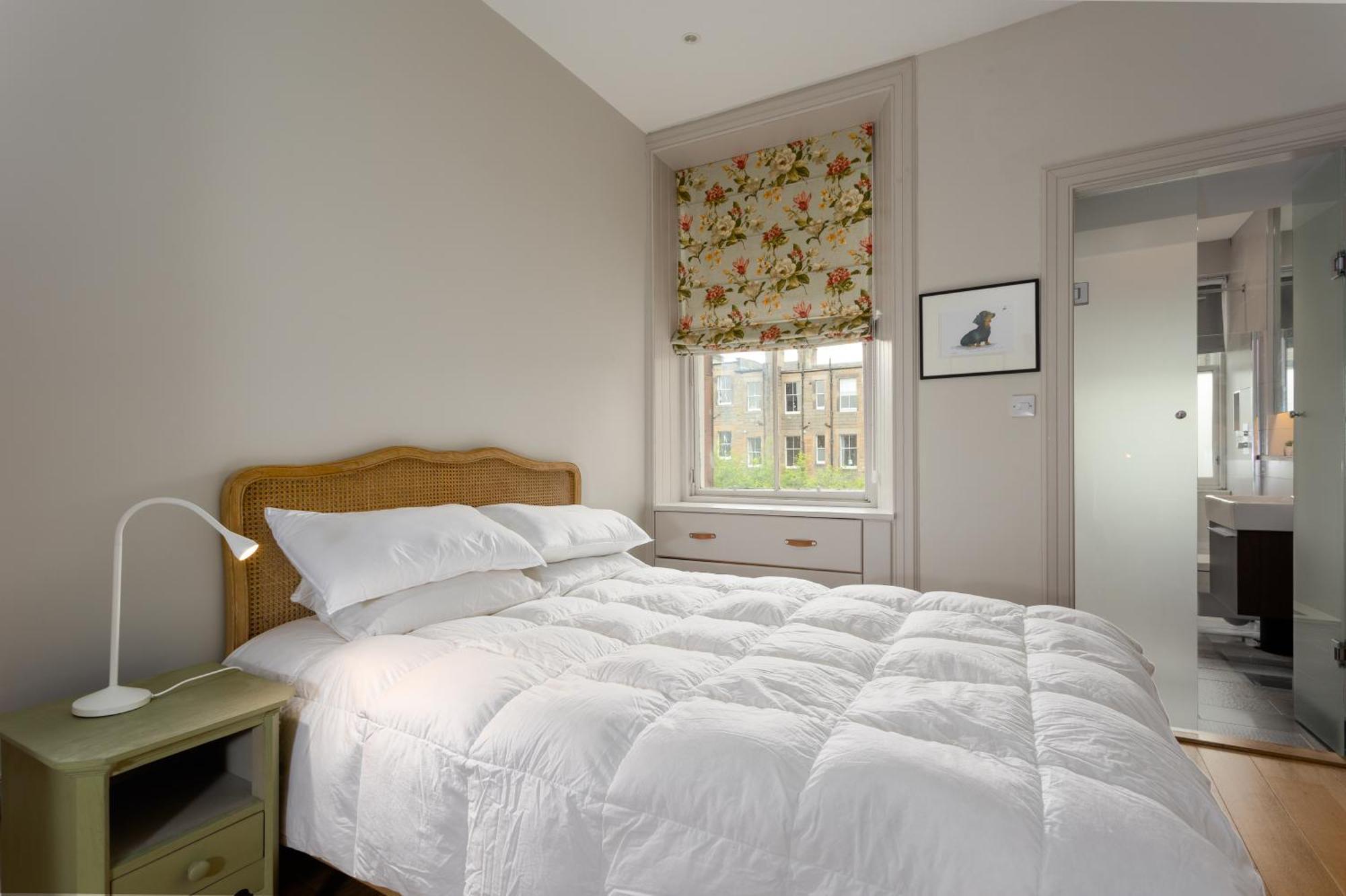 Gorgeous 4 Bed Right Beside The Meadows *