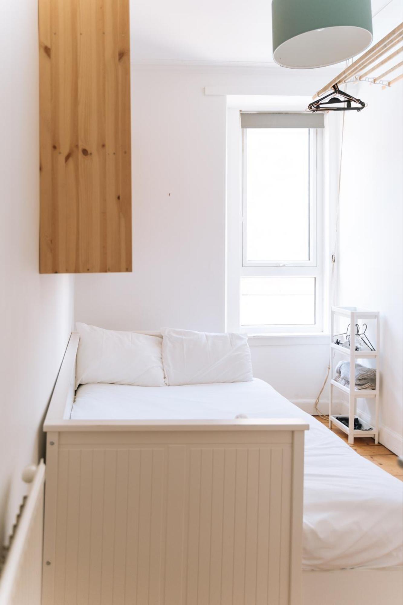Sleek & Central 2bd Flat - Haymarket