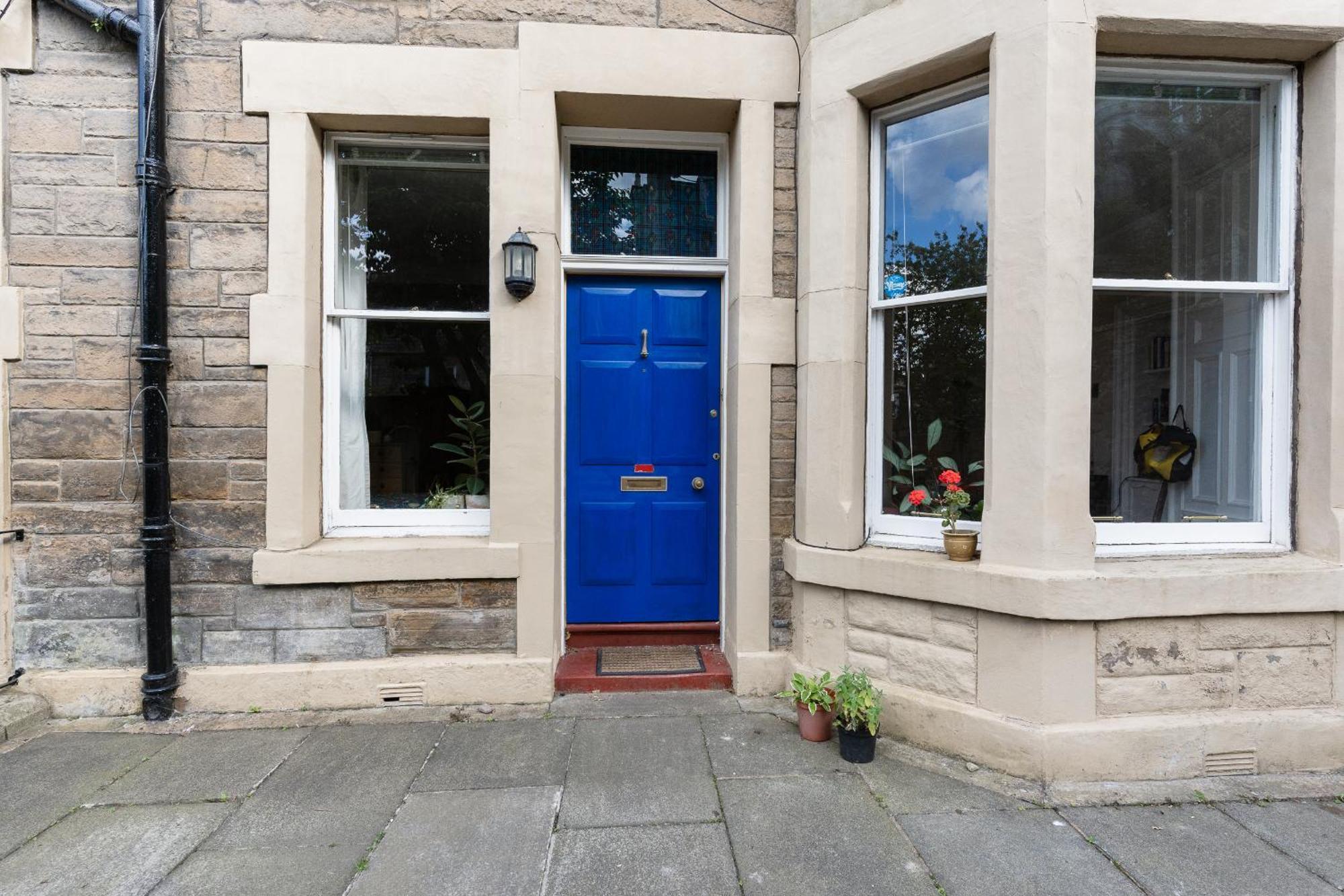 Palm Tree Apartment- Period With Cat Apartment Edinburgh