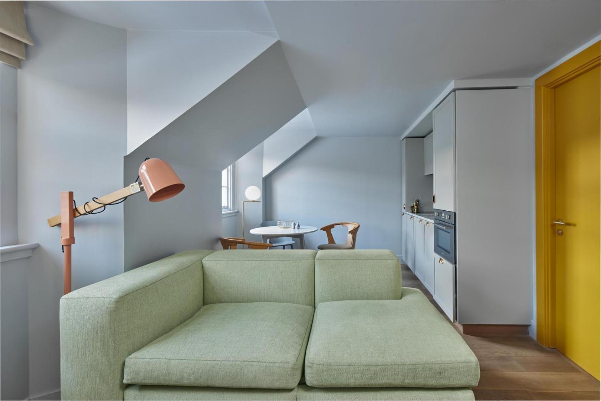 Eden Locke Aparthotel