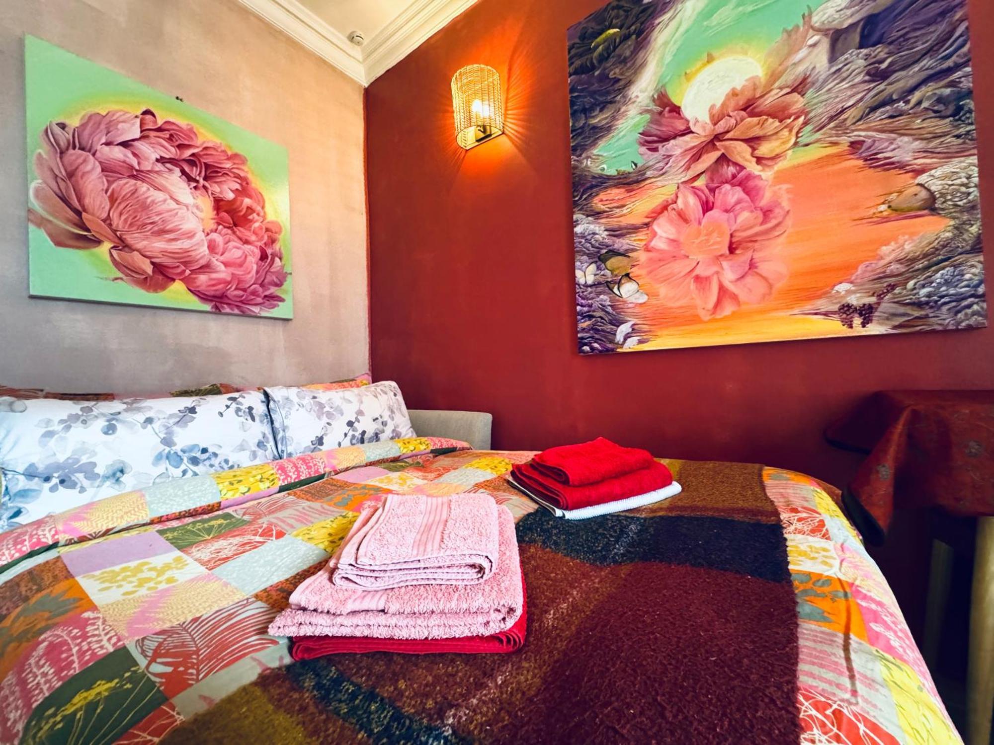 The Prehnite Lounge Apartment *