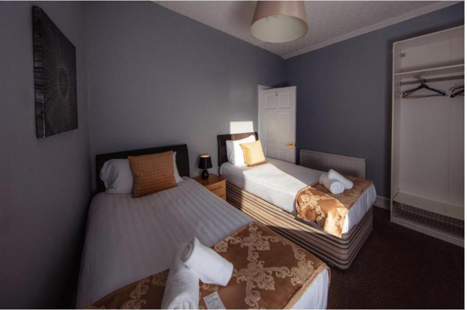 Warm & Welcoming City Center - Meadows! 2 Apartment *