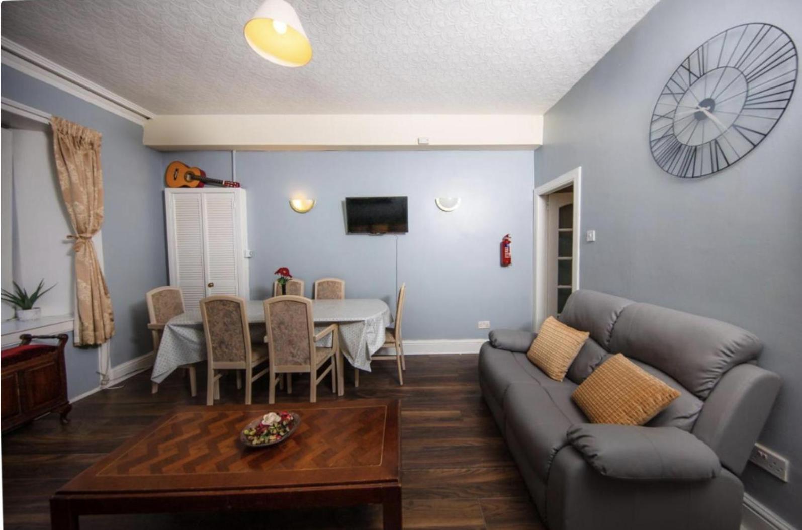 Super Central At The Meadows!1 Apartment