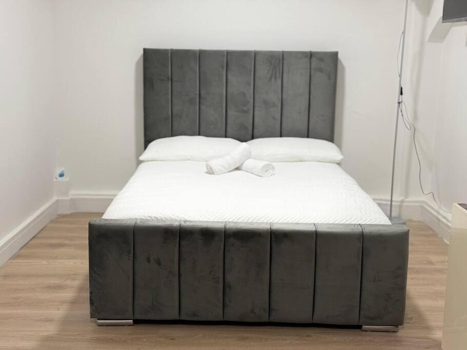 Modern 1 Bedroom - 5 Min Walk From Princess Street Eb1 Apartment