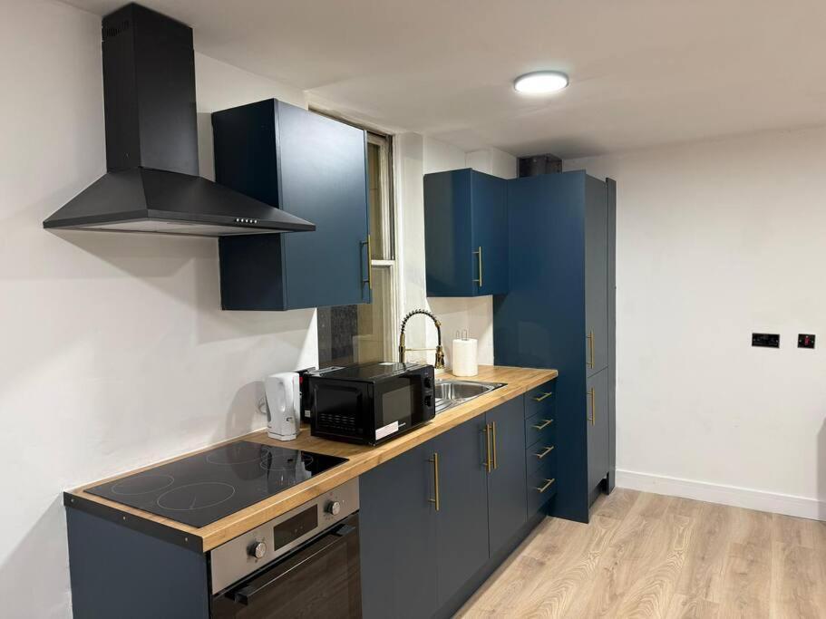 Apartment Modern 1 Bedroom - 5 Min Walk From Princess Street Eb1