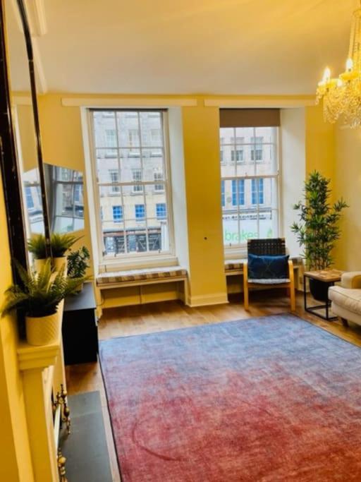 Apartment Stunning Royal Mile 2 Bedroom Edinburgh