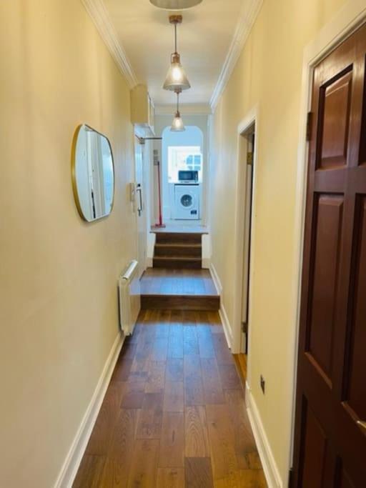 Stunning Royal Mile 2 Bedroom *