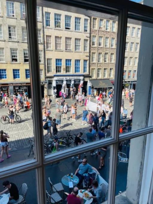 Stunning Royal Mile 2 Bedroom Apartment